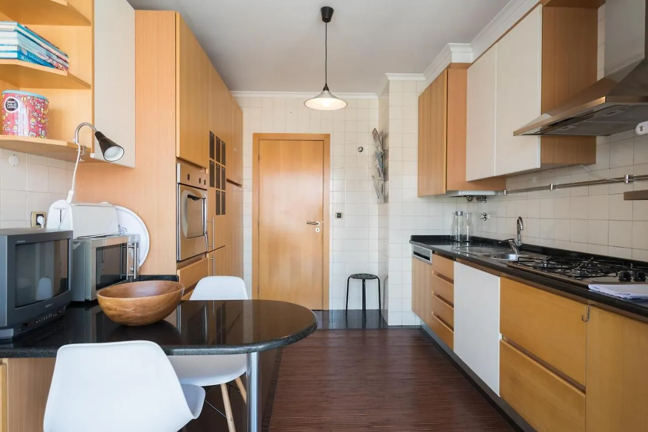 Flh Alcantara Family Apartment Lisbon
